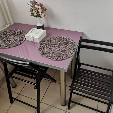 Appartement Deea Apartament à Craiova Extérieur photo