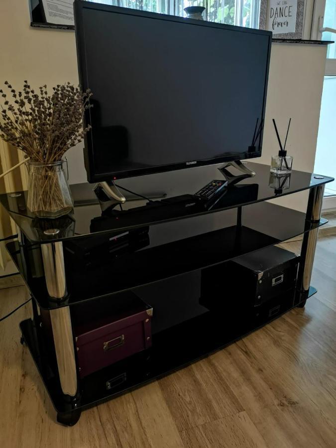Appartement Deea Apartament à Craiova Extérieur photo